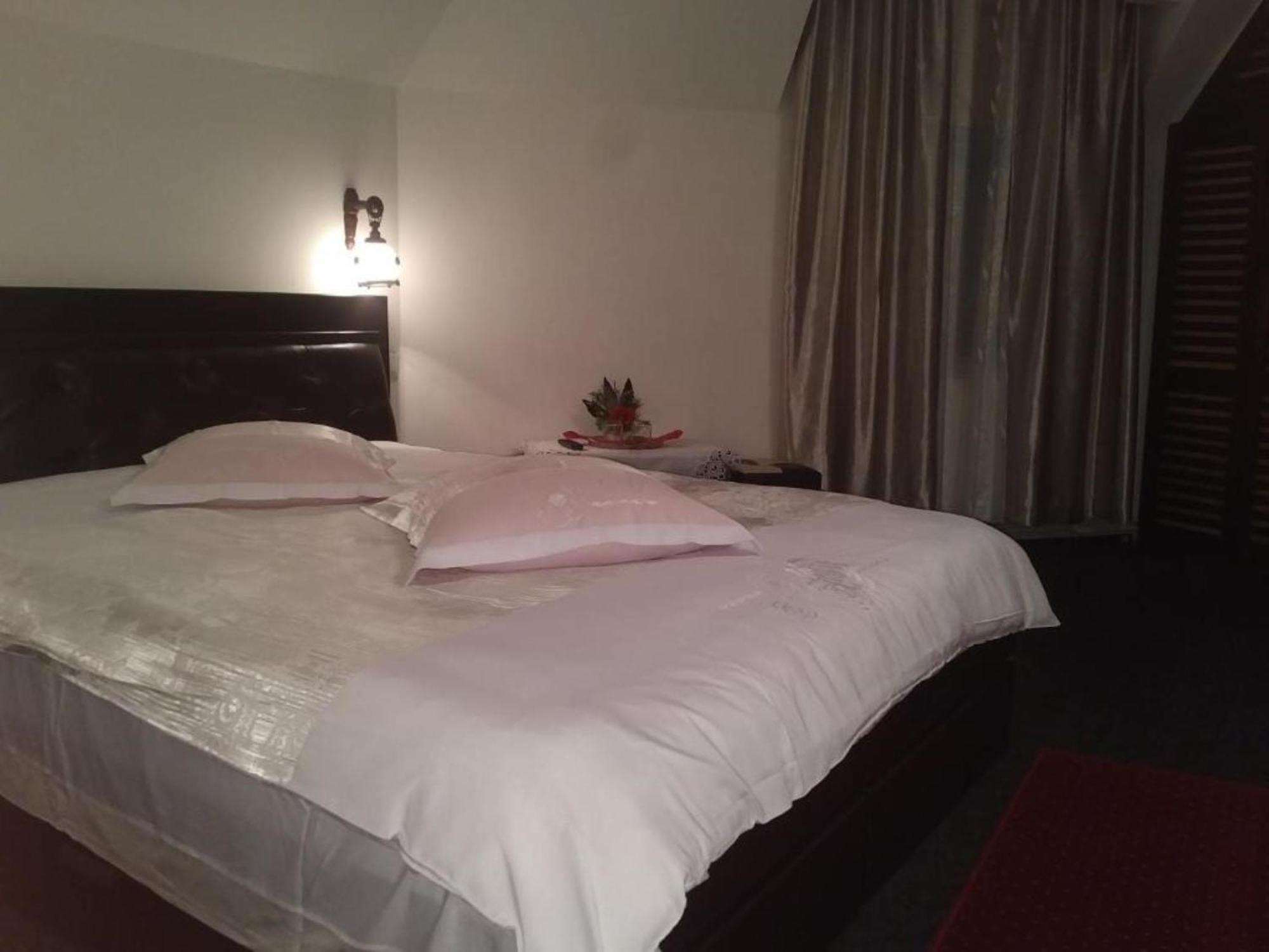 Pensiunea Millenium Sibiu With Parking - Motorcycle Friendly Travel Routes Exterior foto