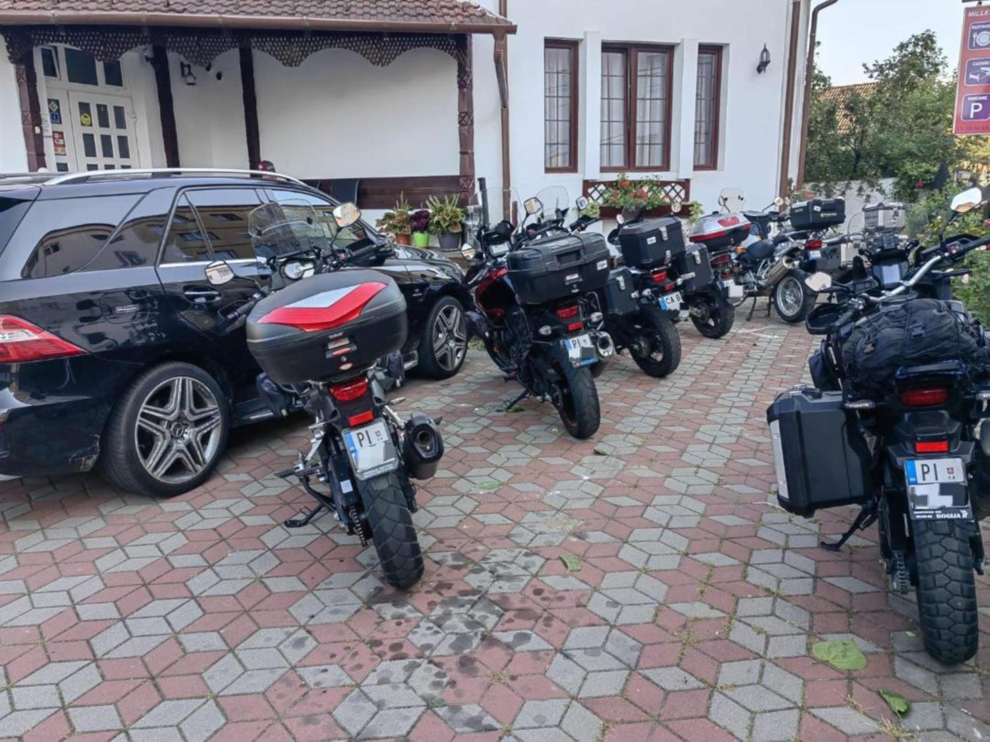 Pensiunea Millenium Sibiu With Parking - Motorcycle Friendly Travel Routes Exterior foto