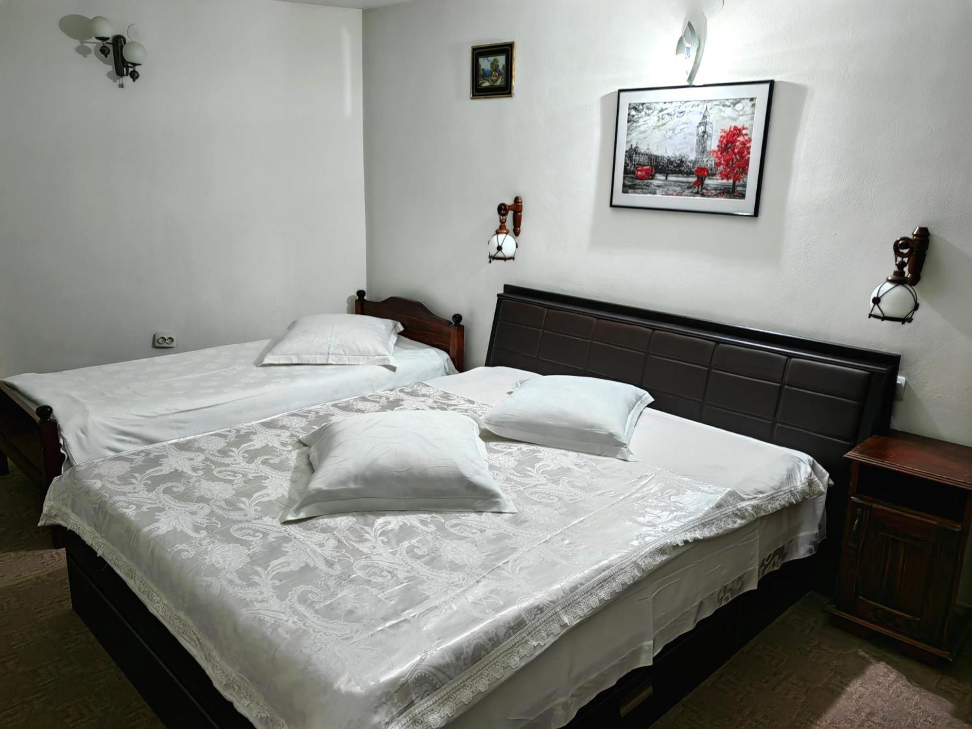 Pensiunea Millenium Sibiu With Parking - Motorcycle Friendly Travel Routes Exterior foto