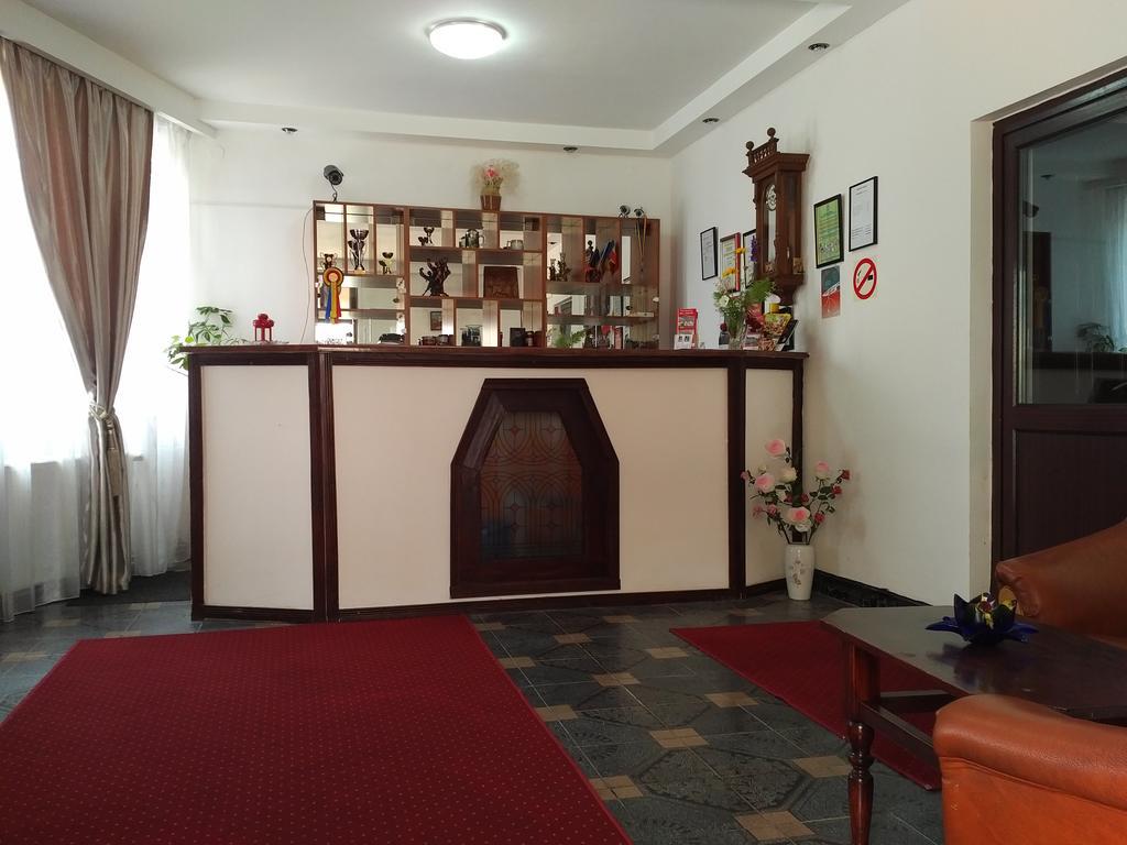 Pensiunea Millenium Sibiu With Parking - Motorcycle Friendly Travel Routes Exterior foto